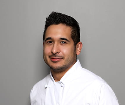 cesar gonzalez, executive sous chef of element 47