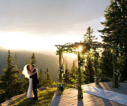 Breathtaking Aspen Colorado Wedding Venues The Little Nell