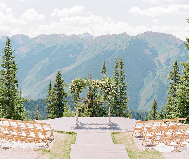 Click here to learn more about The Little Nell's wedding venues