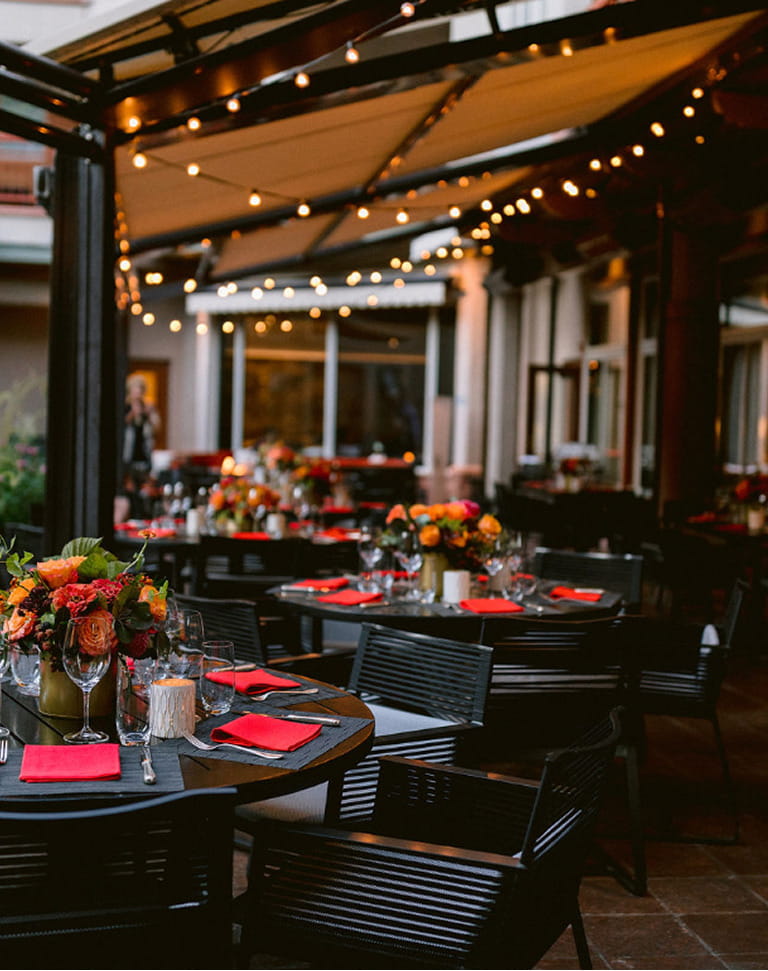 outdoor dining at element 47