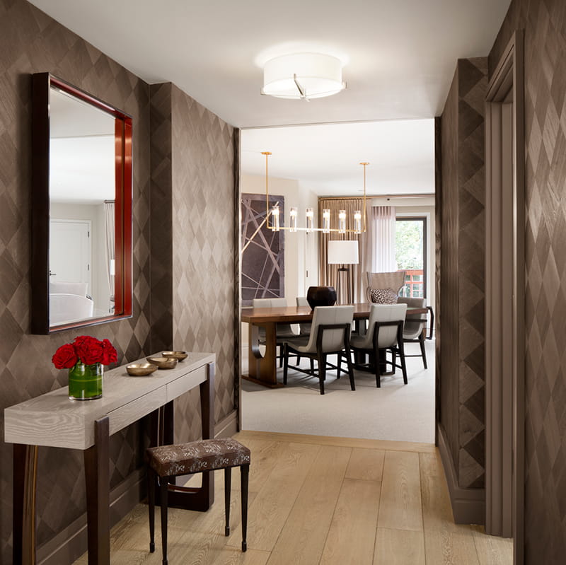 entry way in iselin suite