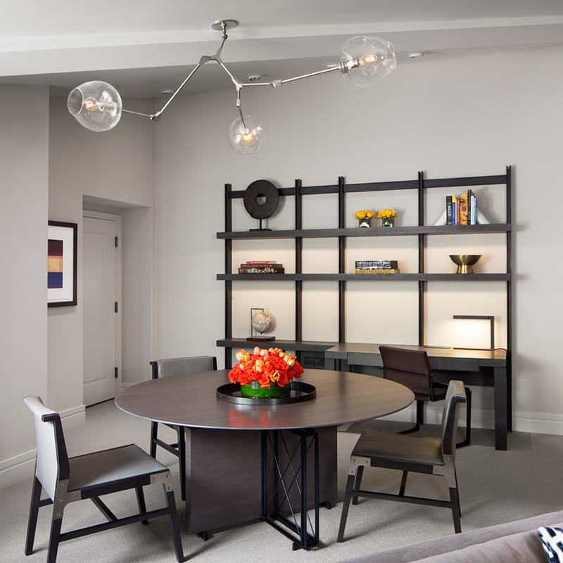 dining table area in roch suite